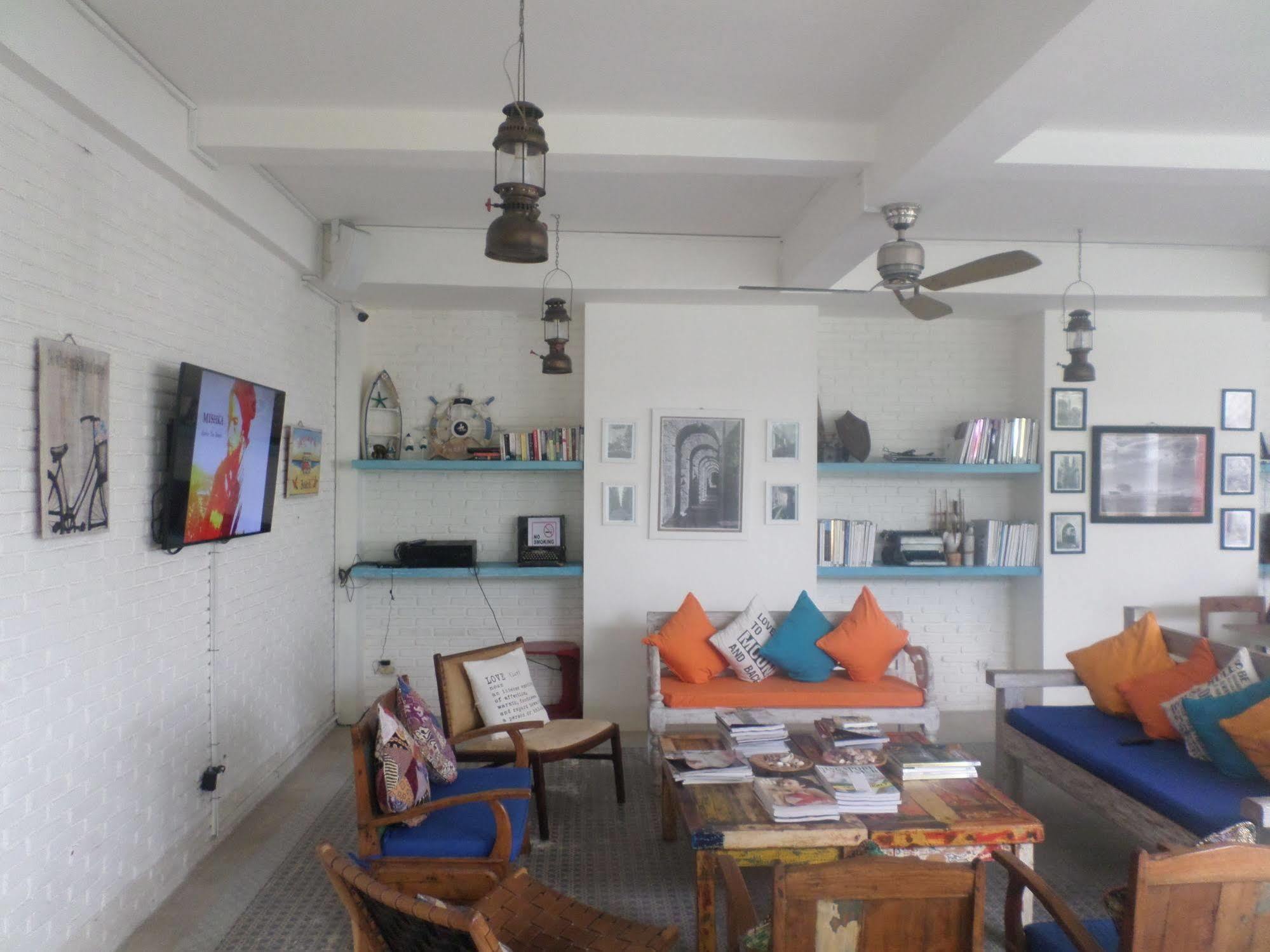 Paras Paros Marina Lodge Sanur Exterior foto